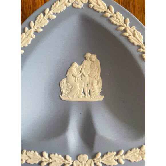 Wedgewood made in England trinket dish - Picture 6 of 6